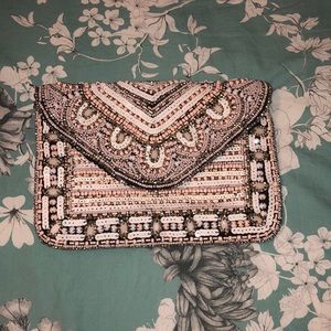 Beaded clutch